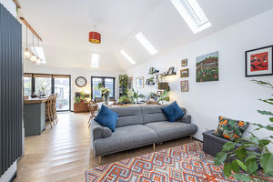 Photo 7- click for photo gallery